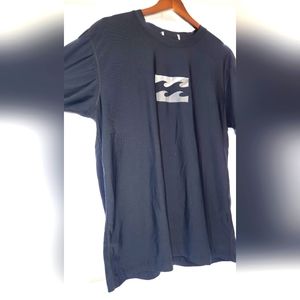 Billabong T-shirt Boys size 16 or Men's Small Perfect Condition!